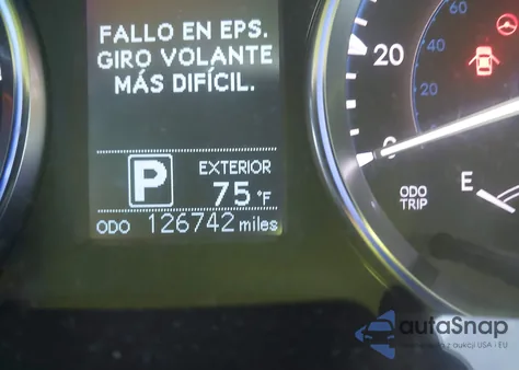 2015 Toyota Highlander Le/Le Plus z USA, uszkodzony, nr VIN 5TDBKRFH4FS181064